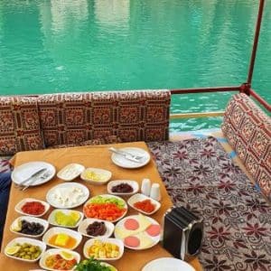 Tureckie śniadanie na Dimçay – z Alanya